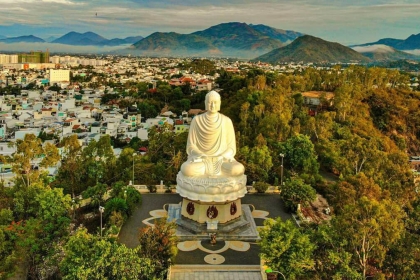 Nha Trang Tour – Long Son Pagoda – Stone Church – Ninh Thuan 4 Days 3 Nights