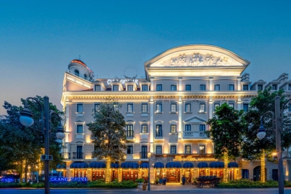 Grand Fleuve Boutique – Hạ Long